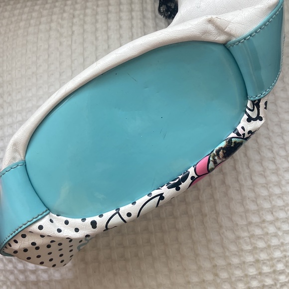 Flora Bella Purse - Picture 4 of 5